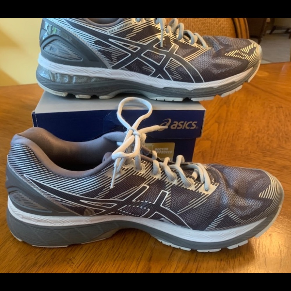 ASICS gel nimbus size 12